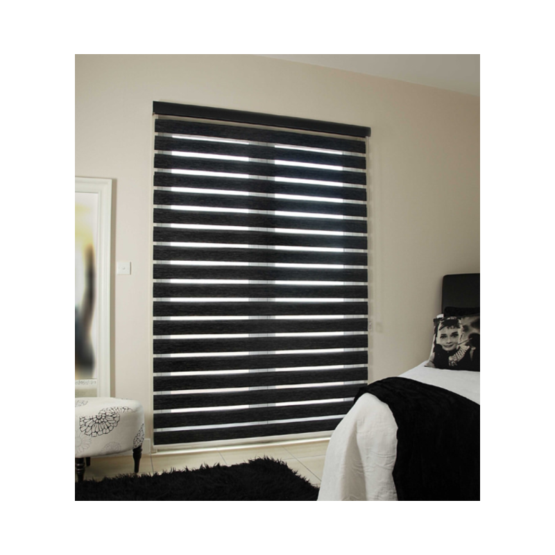Black Curtain Roll-up