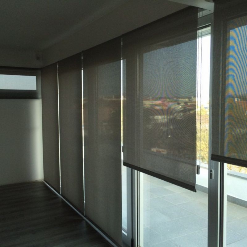 Estor Enrollable Screen Color Gris Oscuro