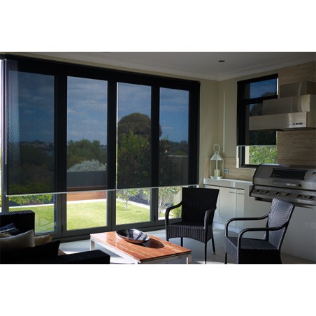 Cortina  Enrotllable color negre