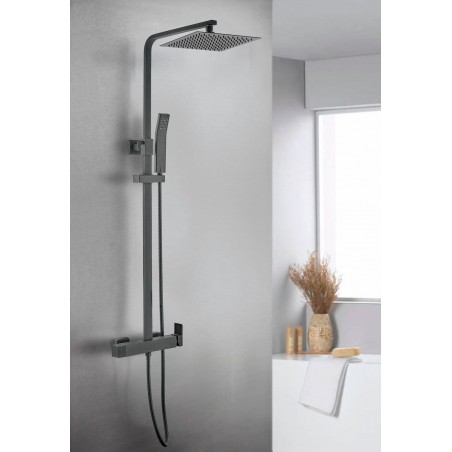 black shower column